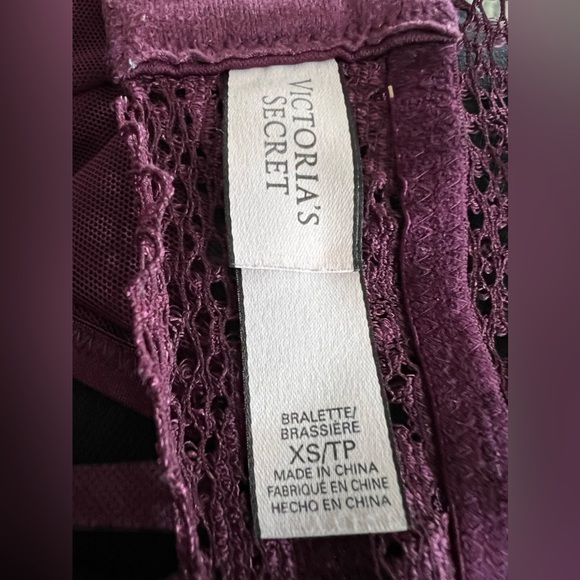 Victoria's Secret Burgundy Lace Wireless Bralettes Size XS - Picture 4 of 4